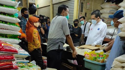 Mendag Gandeng Swasta Operasi Pasar Demi Harga Gula Rp 12.500/Kg