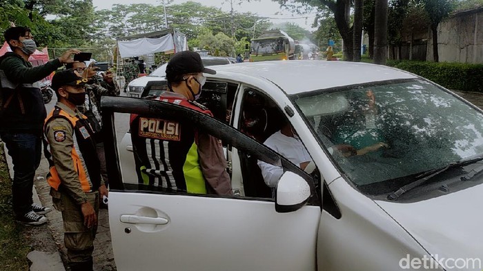 polisi jaring 3 mobil pemudik