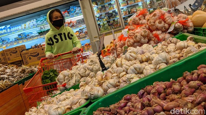 Menteri Perdagangan Agus Suparmanto mengatakan perkembangan harga pangan di pekan pertama Ramadhan masih stabil.