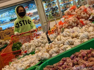 Inflasi Rendah, Bukti Daya Beli Lesu?