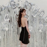 Meski membuatnya cantik dan sukses, Abby mengaku tak selamanya bahagia. Aku menceritakan kisahku di acara itu akrena aku tidak orang operasi plastik di usia remaja seperti aku. Mereka harus berpikir rasional ketika mengubah kecantikan mereka. Operasi plastik mungkin memberimu poin ekstra untuk penampilan luar tapi itu tidak membuat hidupku lebih cantik, Foto: dok. Weibo