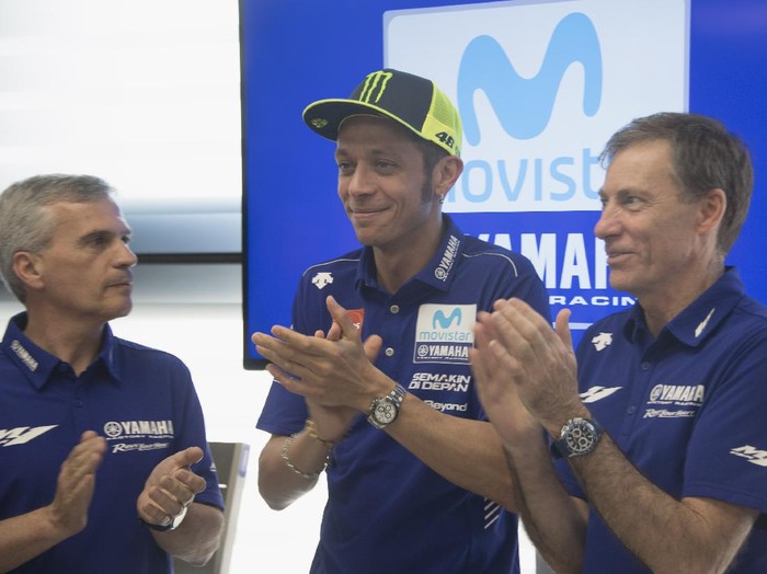 JEREZ DE LA FRONTERA, SPAIN - MAY 03:  (L-R)   Marco Riva of Italy  and Movistar Yamaha MotoGP, Valentino Rossi of Italy and Movistar Yamaha MotoGP, Lin Jarvis of Britain and Yamaha Factory Team present the new Yamaha hospitality during the MotoGp of Spain - Previews at Circuito de Jerez on May 3, 2018 in Jerez de la Frontera, Spain.  (Photo by Mirco Lazzari gp/Getty Images)