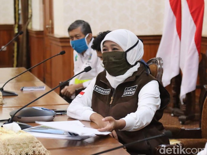 Kasus positif Corona di Jatim bertambah 16 pasien. Kini, total pasien yang terkonfirmasi positif menjadi 871 orang.