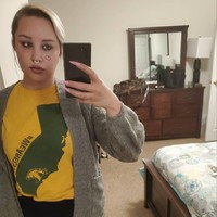 Mantan aktris Nickelodeon, Amanda Bynes, menjalani masa yang berat di tengah pandemi Corona ini. Pasalnya Amanda hamil dengan status kedua orangtuanya tidak senang dengan kabar kehamilannya itu. Amanda sendiri menjalani hubungan cinta putus sambung dengan Paul Michael, ayah dari bayinya. Dan belum lama ini keduanya mengaku bertunangan. Foto: Instagram