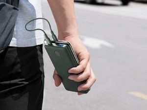 Anker Rilis Powerbank Mirip iPhone SE