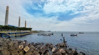 Jaring pertama di pasang di canal intake atau tempat masuk air laut yang berfungsi sebagai pendingin kondensor unit pembangkit. Jaring-jaring ini adalah pengaman pertama untuk mencegah ubur-ubur masuk ke dalam canal intake.