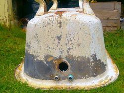 Apakah Kamu Melihat Penampakan Wajah Lucu di Deretan Foto Ini?