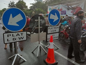 Komnas HAM Ungkap Aturan PSBB Surabaya-Banjarmasin Belum Jelas