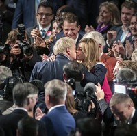 Februari lalu, Boris dan Carrie mengumumkan sedang menantikan anak pertama mereka. Sejoli tersebut memprediksikan anak tersebut akan lahir pada awal musim panas ini. (Foto: AP)