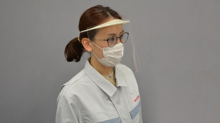 Toyota Bikin Alat Pelindung Wajah Medis