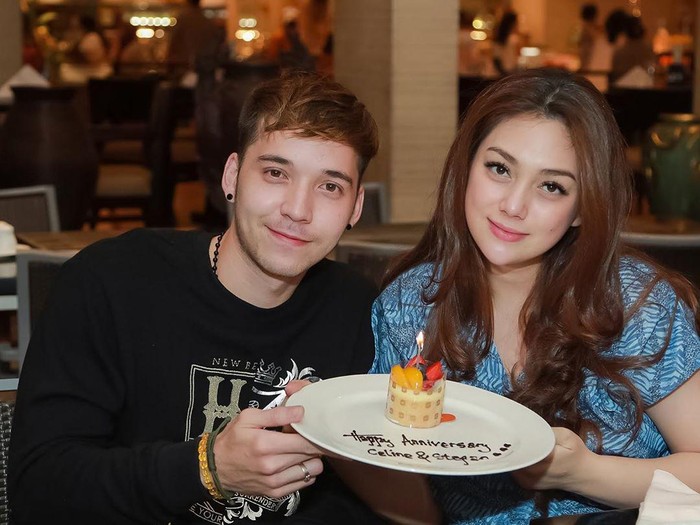 keharmonisan keluarga celine dan stefann william.