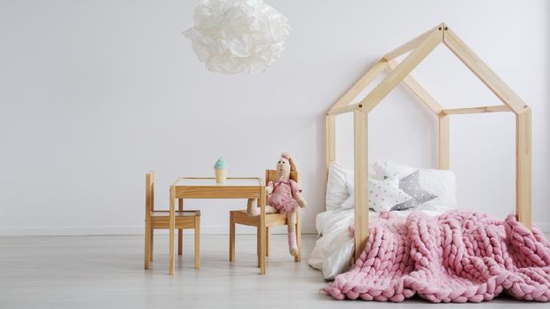 Simple but cute wooden furniture for girl's room