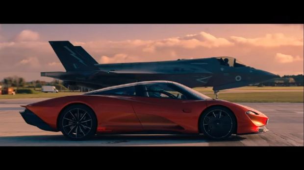 McLaren Speedtail vs Pesawat Jet F-35B