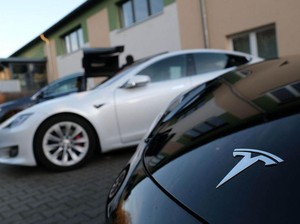 Diduga Mata-mata,Tesla Dilarang Melintas di Kompleks Militer China