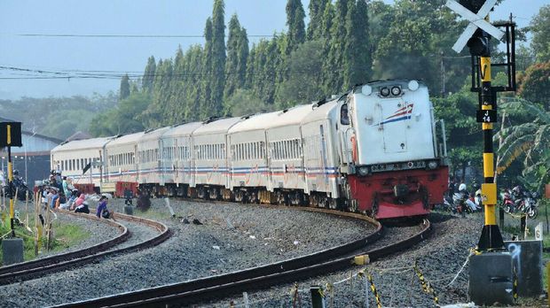 Kereta api Daop 5 Purwekerto