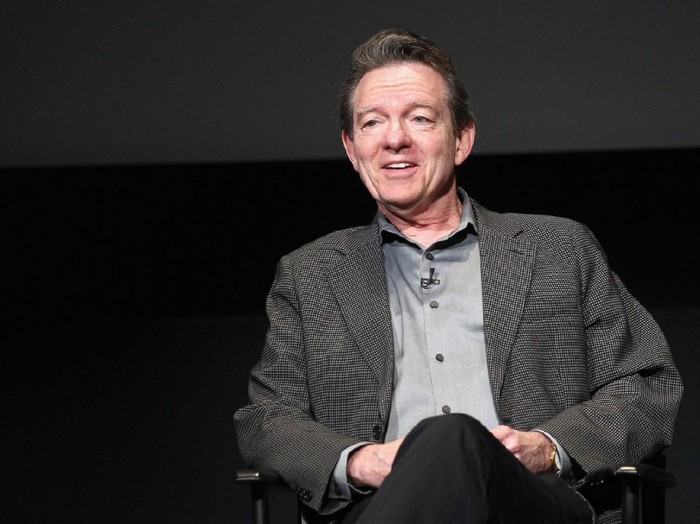 Novel The End of October Karya Lawrence Wright