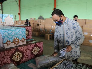 Denda untuk Warga Tak Bermasker Tunggu Pembagian Masker dari DKI
