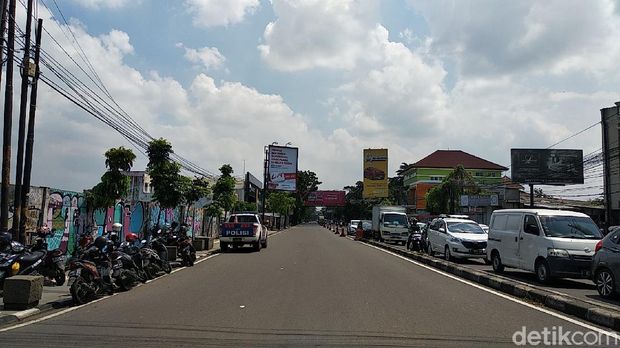 Jalan Buahbatu Ditutup