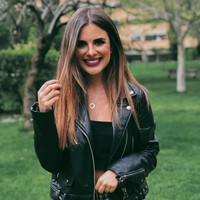 Alexia menunjukkan bakat akting humornya di video tersebut. Video Jorge Cremades sering menuai kritik karena kerap membagikan konten bernada homofobik.  Foto: dok. Instagram