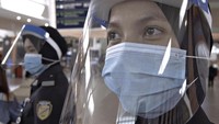 Para penumpang juga disarankan untuk tetap menerapkan langkah-langkah pencegahan umum, antara lain menggunakan masker, menjaga jarak, dan menjaga kebersihan diri selama penerbangan.