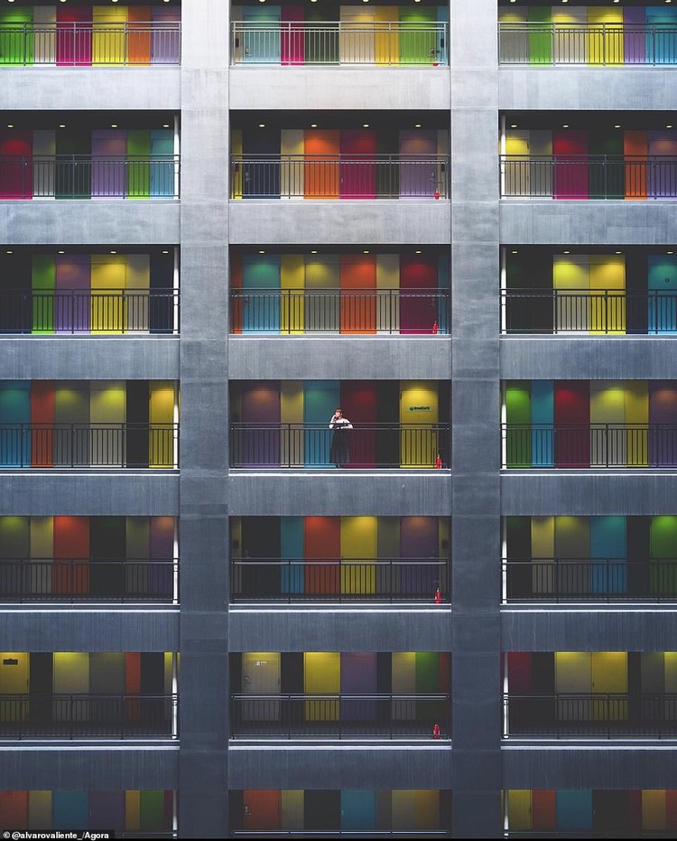Kontes Foto Arsitektur Agora