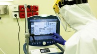 Selain ICU bed dan HCU bed, bantuan yang diberikan CT Corp yakni 128 unit multislice computed tomography (MSCT) scan, 1 digital mobile X-Ray, 20 ventilator, 95 monitor bed, 105 infusion dan sring pump, EKG dan defibrilator, central monitor, oxygen mobile, dan berbagai perlengkapan pendukung. dok. CT Corp