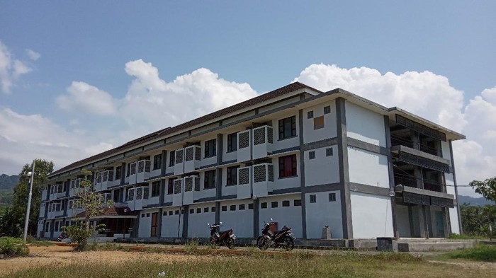 Pemkab Pacitan Akhirnya Gunakan Wisma Atlet Karantina COVID-19