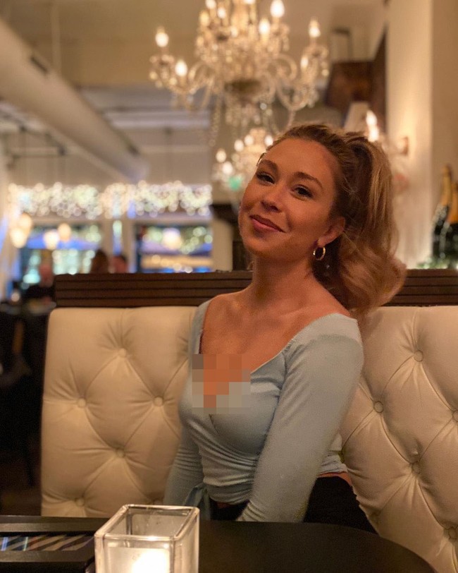 Aku pergi bekerja dan menghadapi hal-hal kritis tapi aku juga menggunakan kemampuan intrapersonalku yang aku pelajari dari menjadi cheerleader Broncos untuk berkoneksi dengan pasien, kata Gabriela.Foto: Instagram @gabriela_maria_123