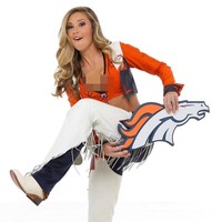 Gabriela pun mengungkap realita profesinya sekarang. Bukan hanya merawat pasien kini para perawat juga memikirkan keluarga mereka. Kami bisa menelepon keluarga dan mengabari mereka lewat telepon dan mereka bisa ada di samping pasien ketika meninggal,Foto: Instagram @gabriela_maria_123