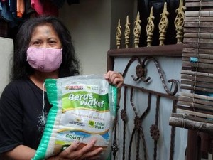 Warga Tak Mampu Bisa Dapat Beras Gratis yang Diantar ke Rumah