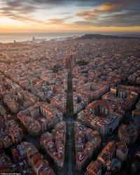 Kontes Foto Arsitektur Agora
