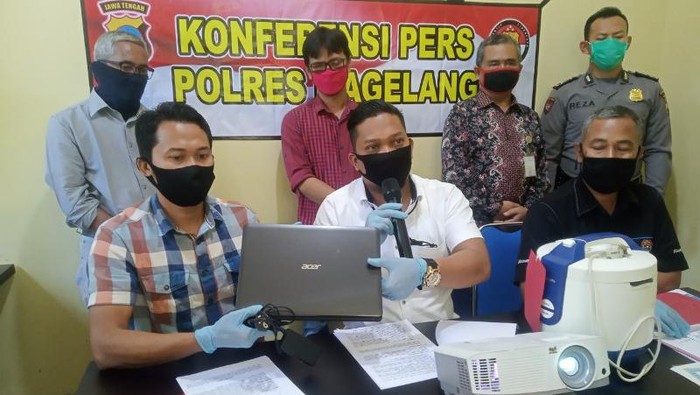Jumpa pers dugaan korupsi sertifikasi tanah di Polres Magelang, Kamis (30/4/2020).