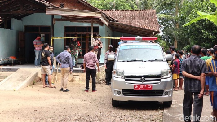 pembunuhan di pacitan