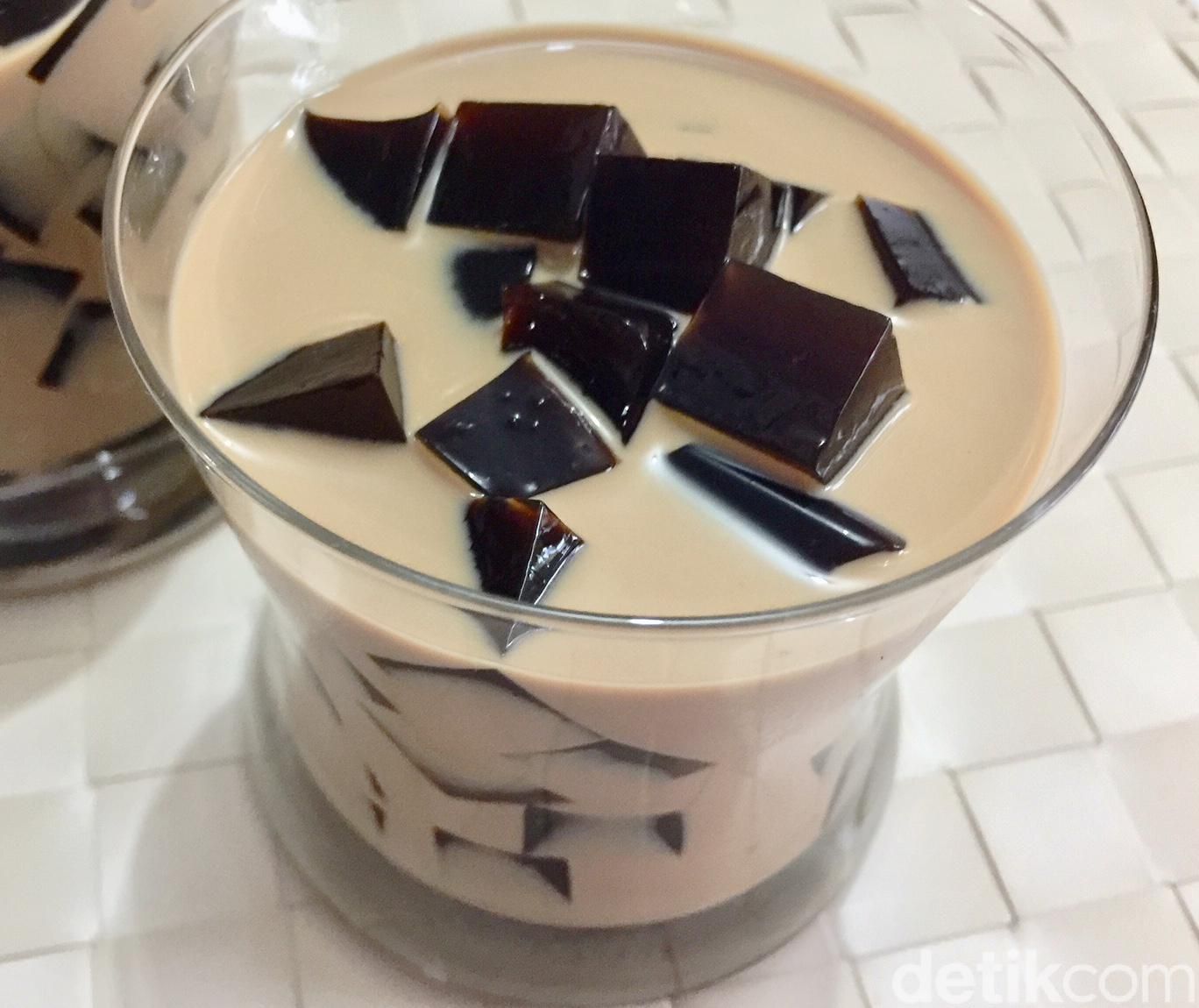 Resep Coffee Jelly yang Manis Lembut Untuk Takjil