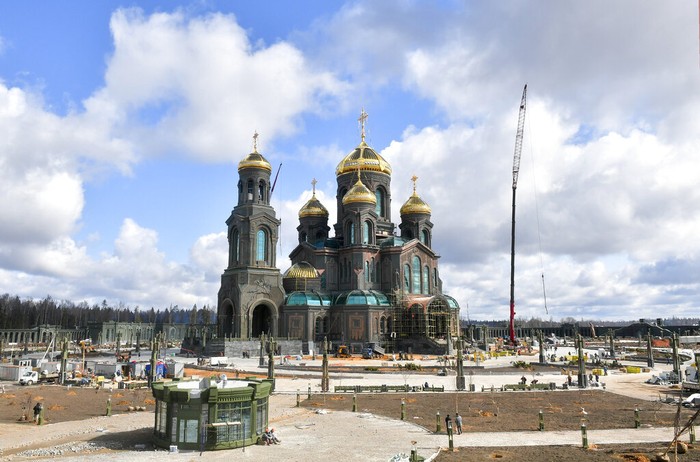 Rusia akan membuka ke publik Gereja Katedral Ortodoks yang didedikasikan kepada Angkatan Bersenjata Rusia pada 9 Mei 2020 walaupun tengah pandemi COVID-19.