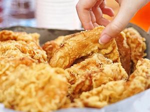 Yuk! Jajan Pisang Goreng Pontianak yang Renyah Garing Ini