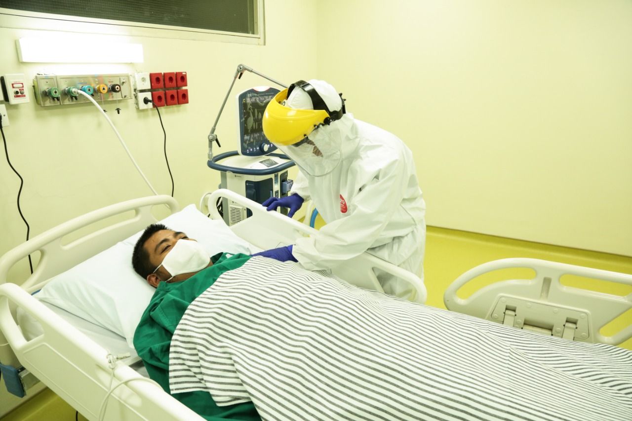 Penyerahan Perlengkapan Medis ICU dan HCU Gedung Kiara, RSUPN DR.Cipto Mangunkusumo Untuk Penanggulangan Covid-19.