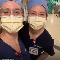 Bagi para perawat, sekarang ini tentu merupakan masa-masa yang sulit. Wanita 29 tahun itu mengatakan jika ia dan rekan-rekan pun berusaha saling mendukung dan menyemangati. Foto: Instagram @gabriela_maria_123