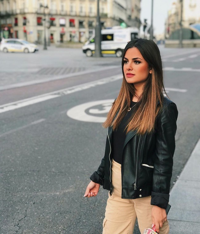 Alexia adalah wanita 27 tahun yang merupakan lulusan dari Universitas Rey Juan Carlos, Madrid, Spanyol.  Foto: dok. Instagram