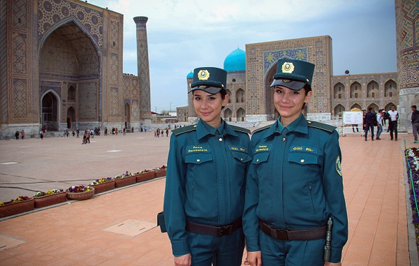 Samarkand bukan hanya menjadi pusat Islamisasi ke wilayah Asia Tengah, namun juga pernah menjadi pusat budaya. Karena di kota ini terjadi pertemuan tiga budaya, yaitu budaya Arab, budaya Barat dan budaya China.  Str/AFP via Getty Images.