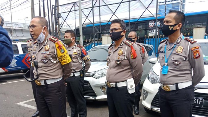 Polda Metro Ungkap Jasa Antar Pemudik Jakarta-Jateng yang Dipromosikan di FB