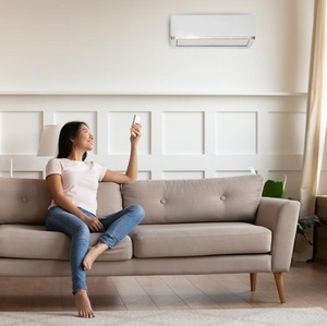 Wajib Tahu! Ini 5 Tanda AC Kamar Butuh Diservis Wajib Tahu! Ini 5 Tanda AC Kamar Butuh Diservis
