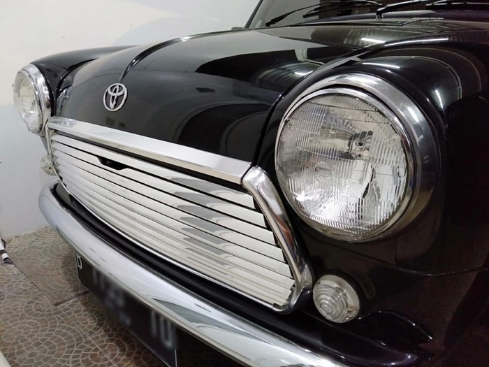 Toyota Agya disulap jadi Mini Cooper klasik