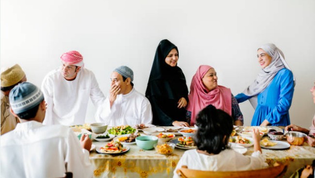 Supaya Tak Lesu, Santap 5 Makanan Sunnah Ini Saat Sahur