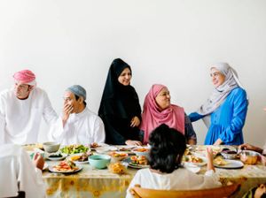 Supaya Tak Lesu, Santap 5 Makanan Sunnah Ini Saat Sahur
