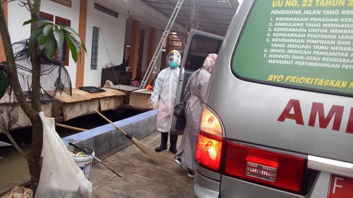 Seorang bidan asal Cianjur yang bertugas di Bandung Barat terindikasi Corona