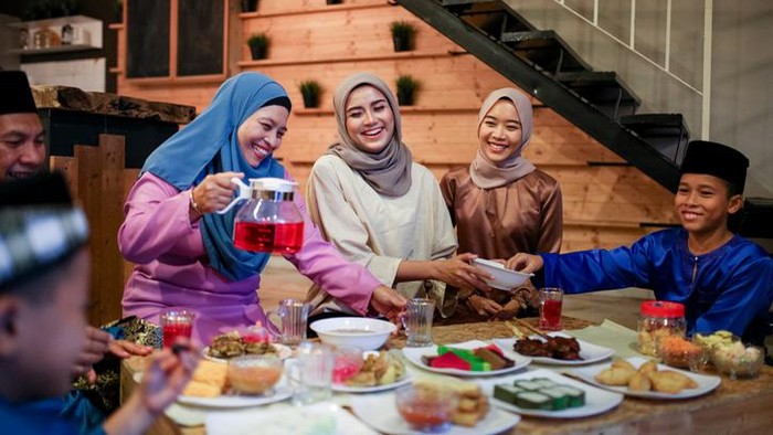 Cara Sehat Turunkan Berat Badan Selama Ramadhan