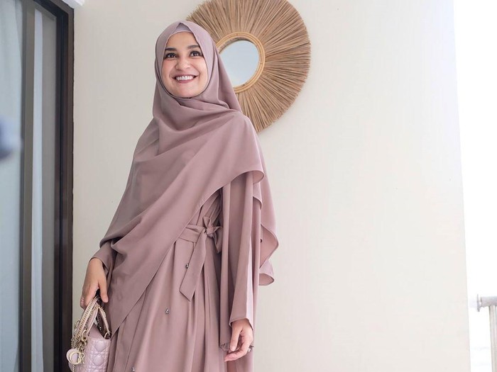 shireen sungkar shireen sungkar