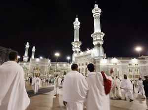 Penerbangan Internasional ke Saudi Dibuka, Jemaah Umroh 2021 Berangkat