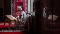 Bulan Ramadan merupakan bulan yang ditunggu-tunggu oleh seluruh umat islam. Bulan yang penuh dengan keberkahan, bulan dimana setiap perbuatan ibadah yang kita lakukan akan mendapatkan pahala yang berlipat ganda. Thomas Lohnes/Getty Images.